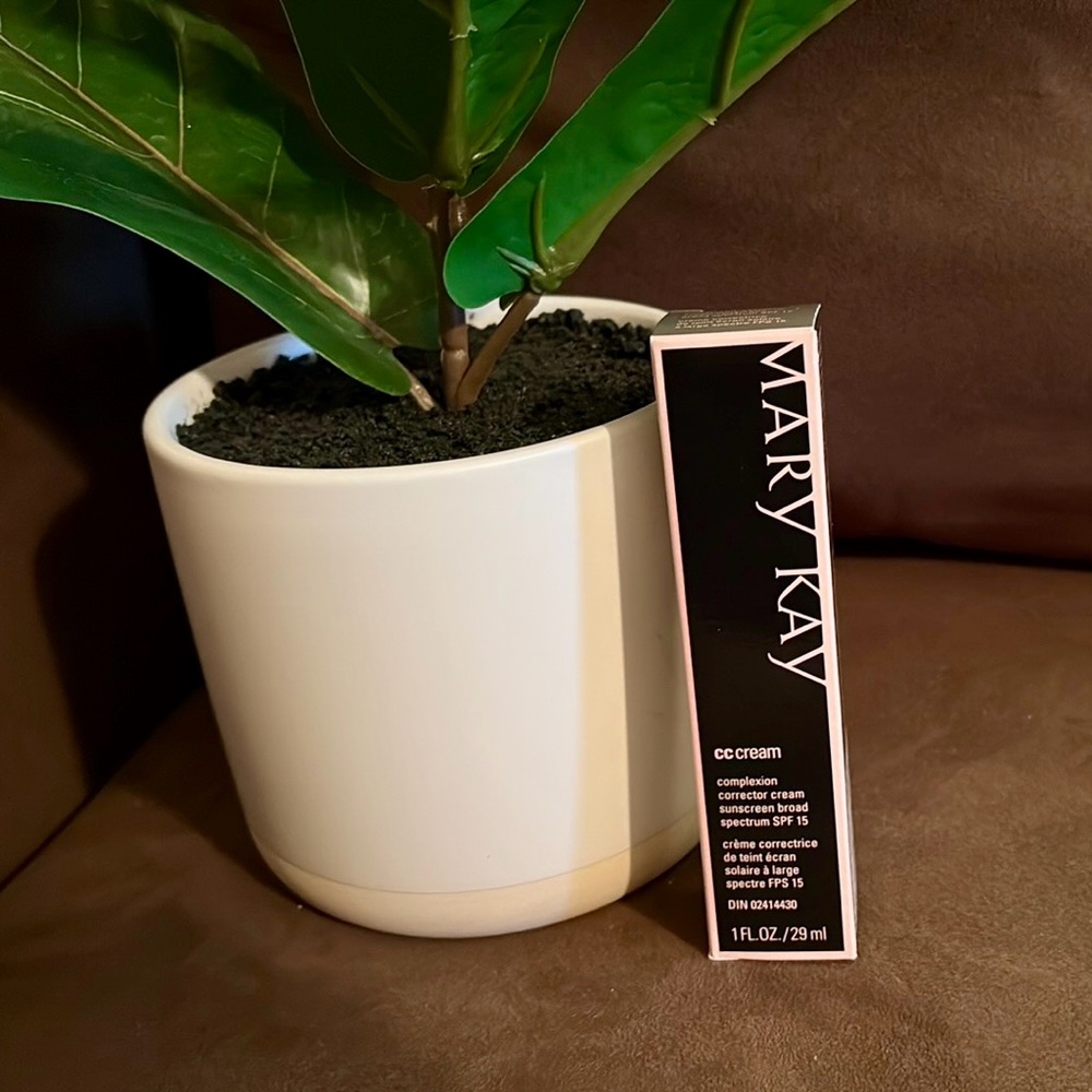 Mary Kay CC Cream - Med to Deep Color - 2 items